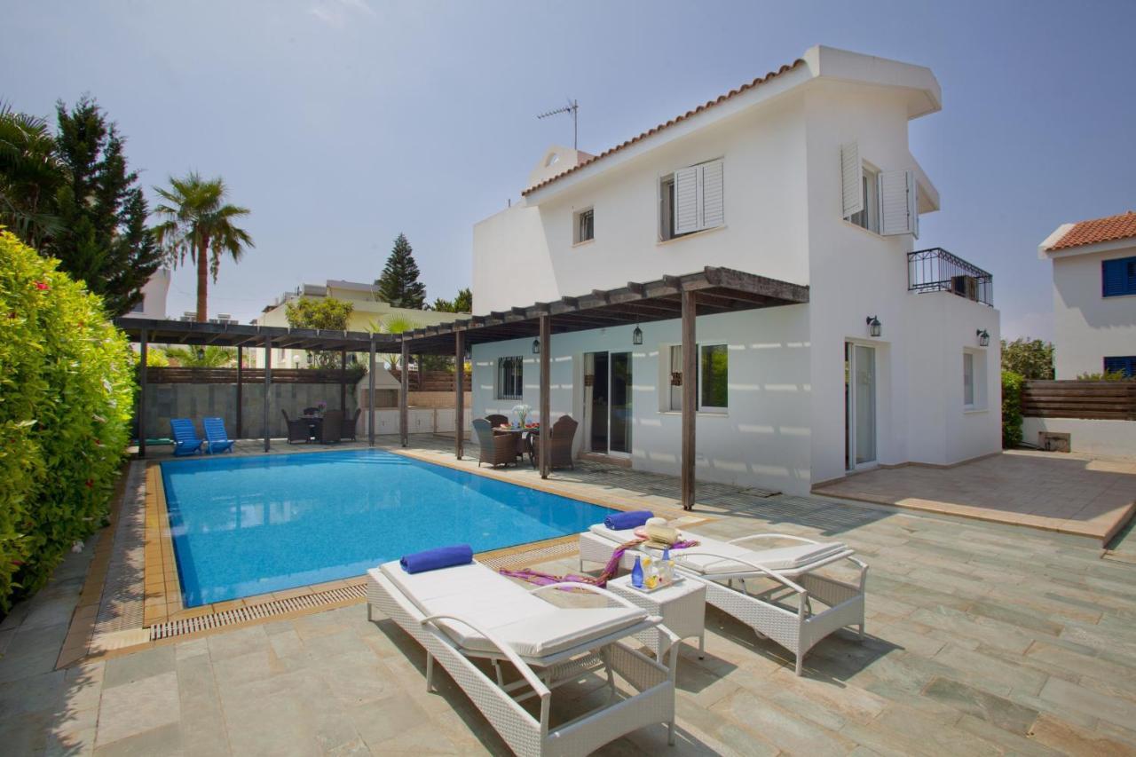 Villa Skyros Pernera Exterior photo