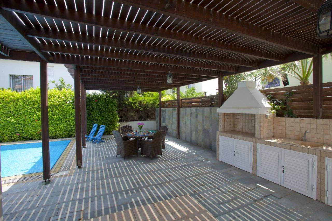 Villa Skyros Pernera Exterior photo